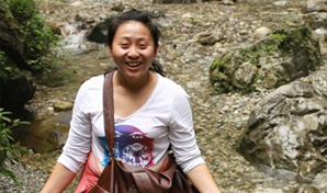 開拓進(jìn)取 團(tuán)結(jié)友愛 ——訪財(cái)務(wù)部雷潔